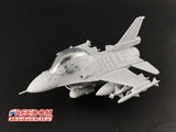 FREEDOM MODEL Compact series USAF F-16C Block 50 162013 - Egg